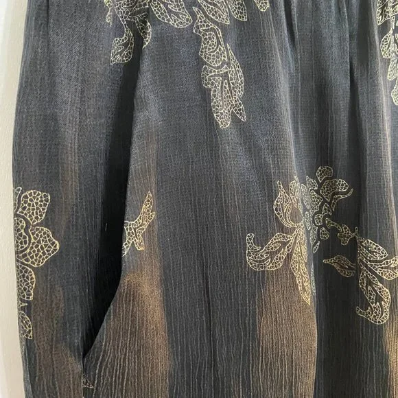 ZARA Black and Gold Flowy Pants - Picture 8 of 12